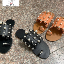 Carregar imagem no visualizador da galeria, Sandália Perolas