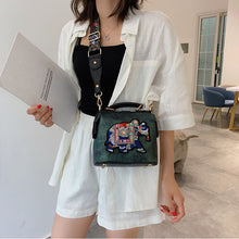 Carregar imagem no visualizador da galeria, Bolsa Elefante Feliz