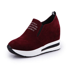 Carregar imagem no visualizador da galeria, Tênis Feminino história