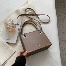 Carregar imagem no visualizador da galeria, Bolsa Femina Luxo Vera