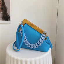 Carregar imagem no visualizador da galeria, Bolsa Femina Grife VV.A