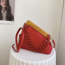 Carregar imagem no visualizador da galeria, Bolsa Femina Grife VV.A