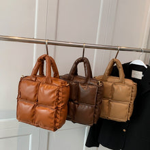 Carregar imagem no visualizador da galeria, Bolsa Feminina Leve mais