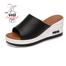 Carregar imagem no visualizador da galeria, Tamanco Feminino Clean
