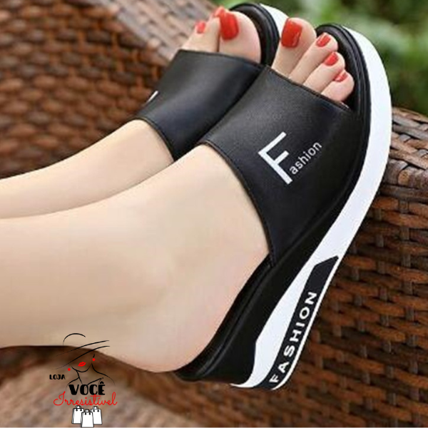 Sandália Clean Fashion