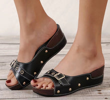 Carregar imagem no visualizador da galeria, Tamanco Feminino Klin
