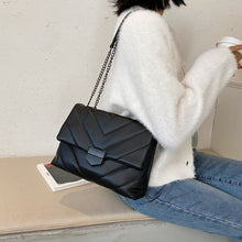 Carregar imagem no visualizador da galeria, Bolsa Feminina Sofistica
