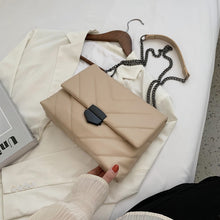 Carregar imagem no visualizador da galeria, Bolsa Feminina Sofistica
