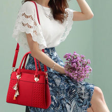 Carregar imagem no visualizador da galeria, Bolsa Feminina Cino da prosperidade
