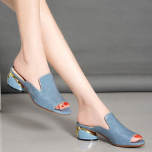 Carregar imagem no visualizador da galeria, Sandália exclusive Fino
