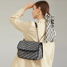 Carregar imagem no visualizador da galeria, Bolsa Irresistível Grife
