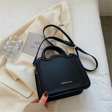 Carregar imagem no visualizador da galeria, Bolsa Feminina Elisa
